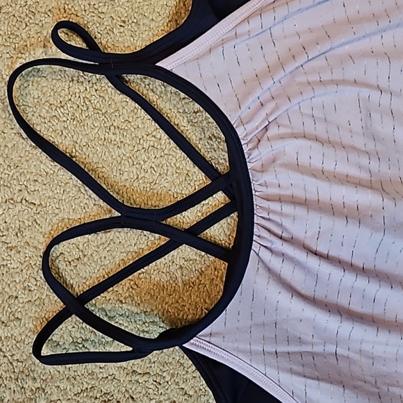 Perfect lavender and navy tank with built-in bra - Picture 2 of 3